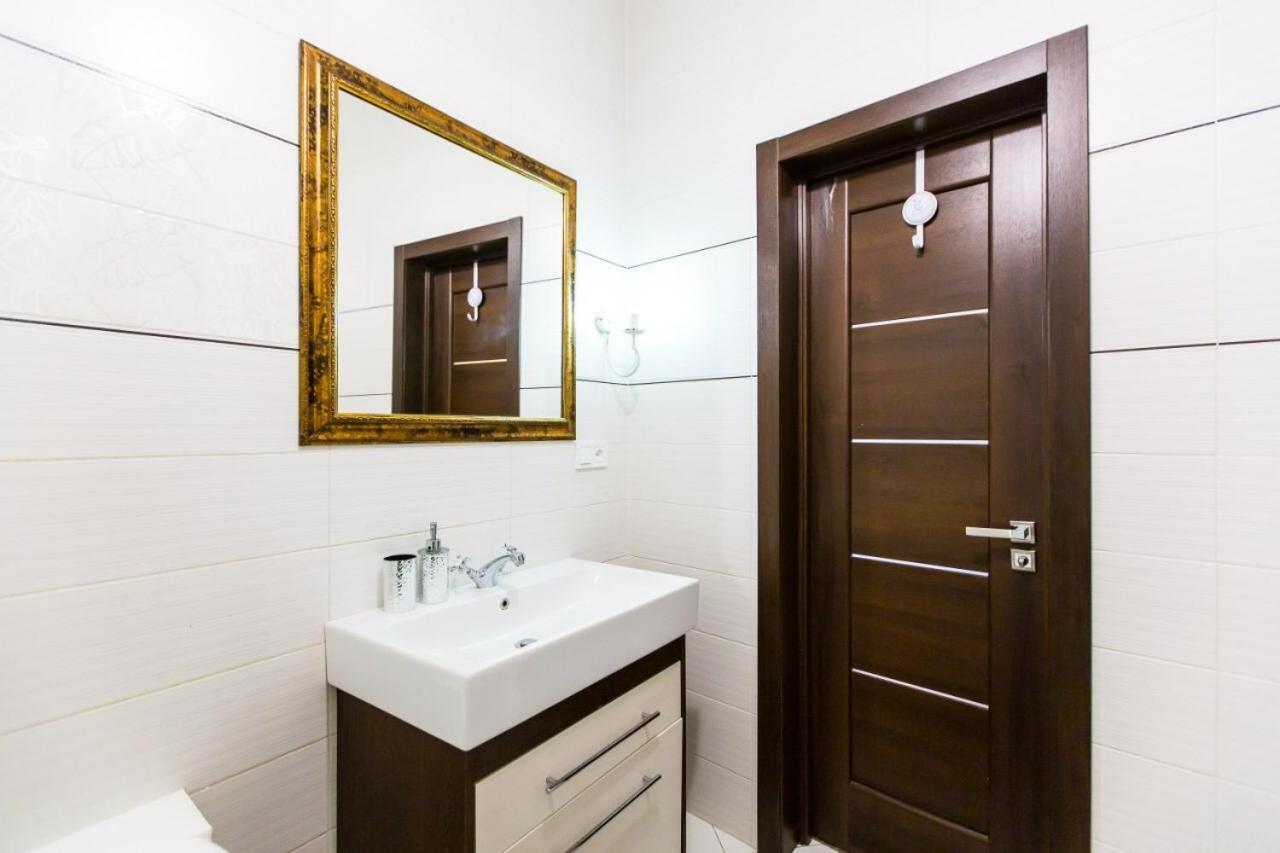 Miamo Apart Гнатюка 18 Lviv Exterior foto